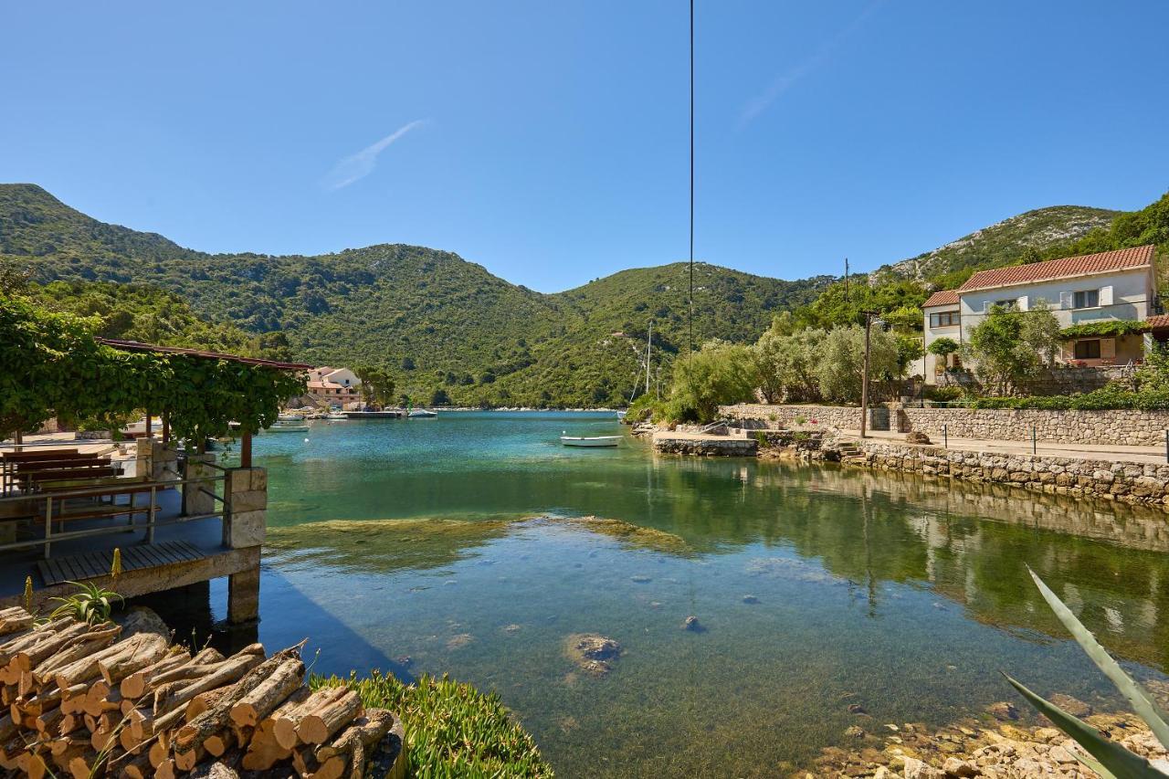 Studio Dolores-Apartment By The Sea Maranovići Екстериор снимка